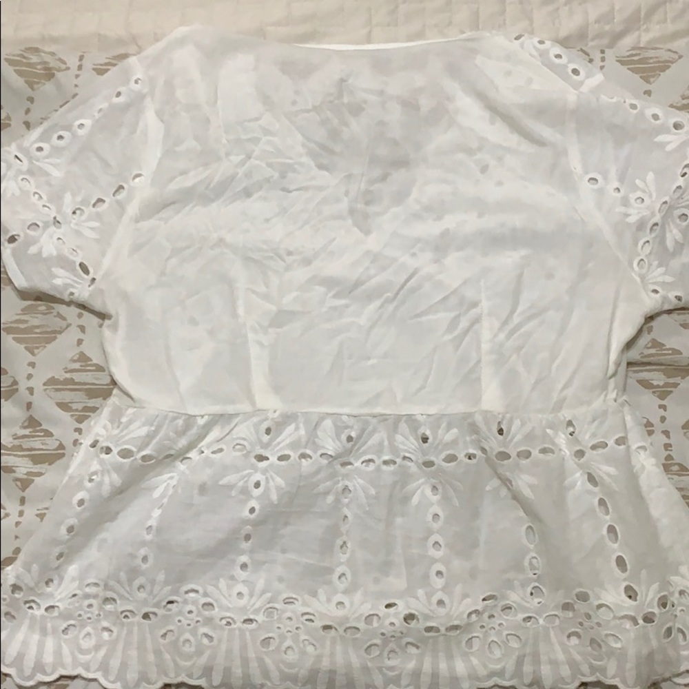 white blouse - Picture 2 of 3